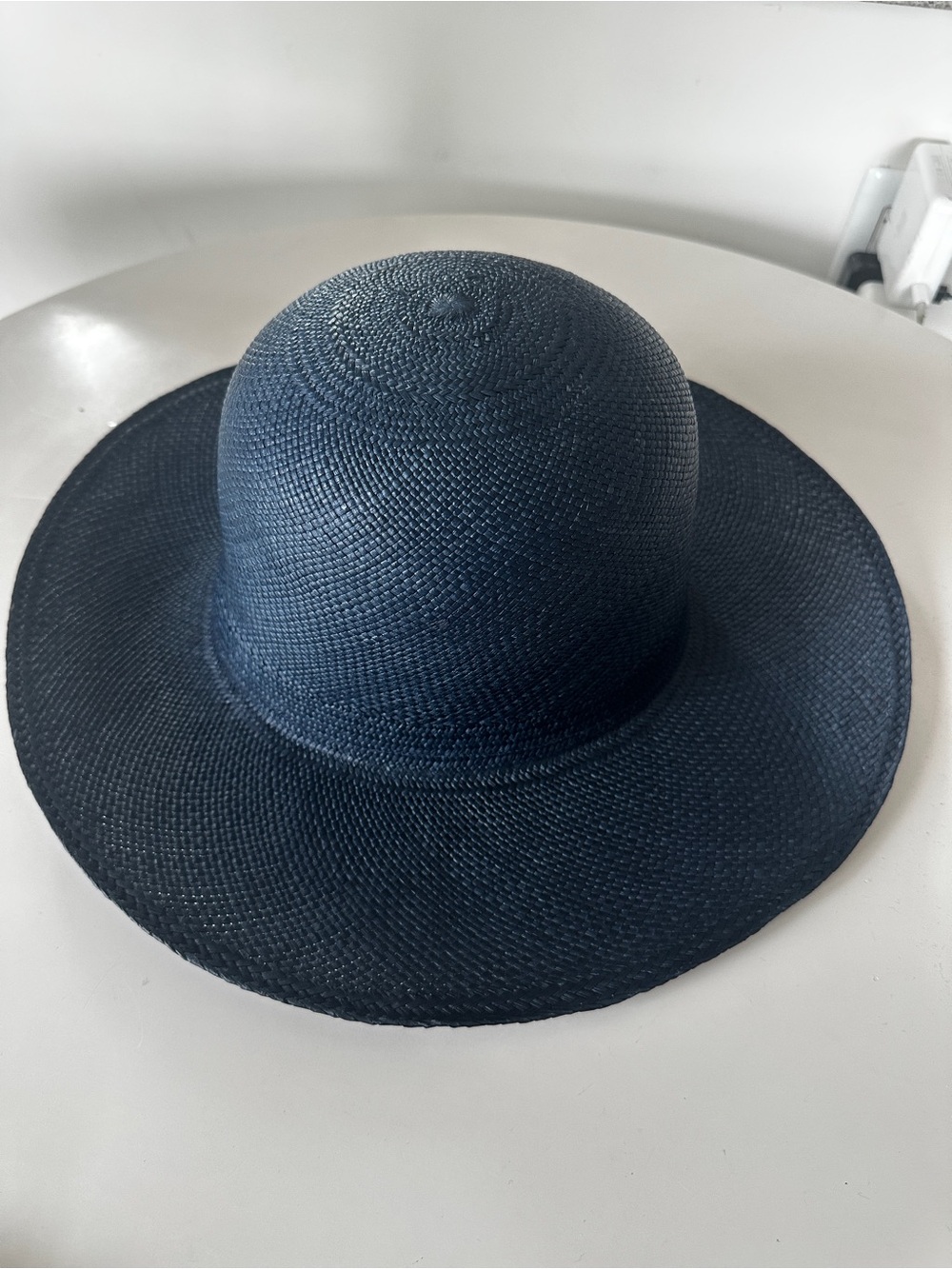 Clyde - navy woven sun hat - like new